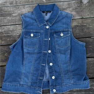 Blue Denim Sleeveless Vest Women’s size XL